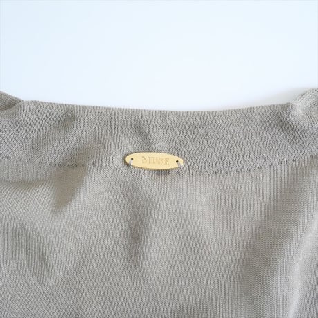 2023SS・人気完売品 / DEUXIEME CLASSE / shake code ショートカーディガン / 23080500424010 / 2508-0762