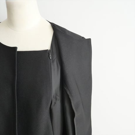 継続販売品 / LANVIN NOIR / ブラックフォーマル アンサンブル / 0703397-00-13 / 2408-0417