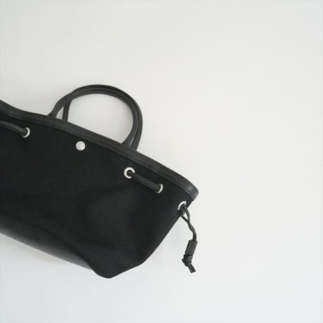 継続販売品 / TOUT Y EST / SAC COQUILLE MINI / 2510-0307