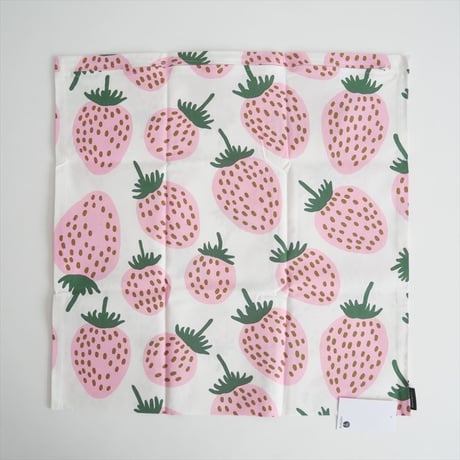 人気完売品 / 未使用 / marimekko / Mansikka クッションカバー 50×50cm / 52239-4-71975 / 2505-2123