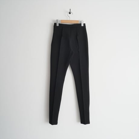 2023 / 未使用 / Max Mara / TORINO ナイロンツイル ストレッチスキニーパンツ / 2317860533 / 2502-0300