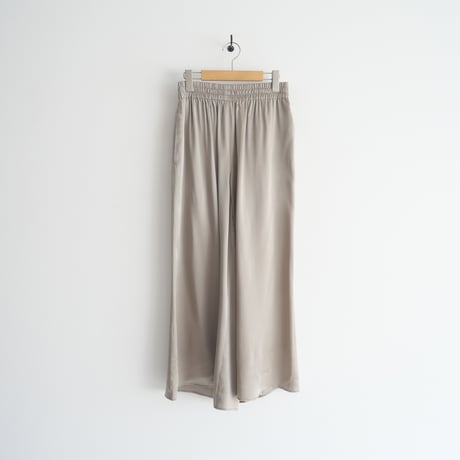 2023 / L'Appartement / Washable Silk Wide Pants / 23030570003130 / 2403-0169