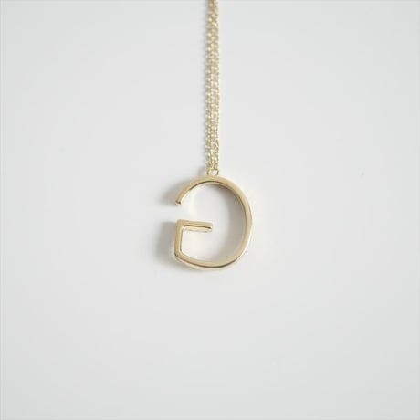 継続販売品 / GABRIELA ARTIGAS / ALPHABET WITH WHITE PAVE DIAMONDS NECKLACE / 2407-0075