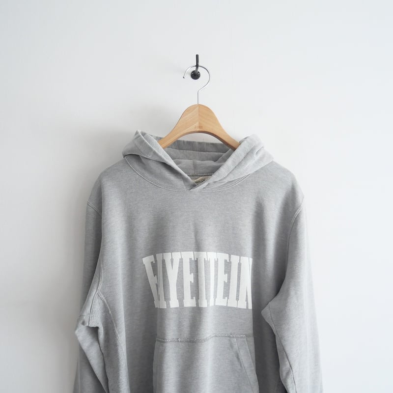 MUSE⭐︎REMI RELIEF FAYETTEIN⭐︎Sweatフーディー 2022 / 未使用 / REMI RELIEF / FAYETTEIN Sweat フーディ