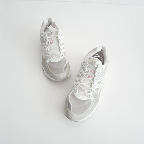 韓国のブランドUNAFFECTEDコラボ / asics GEL-KAYANO 20 1203A529 / 2605-0811