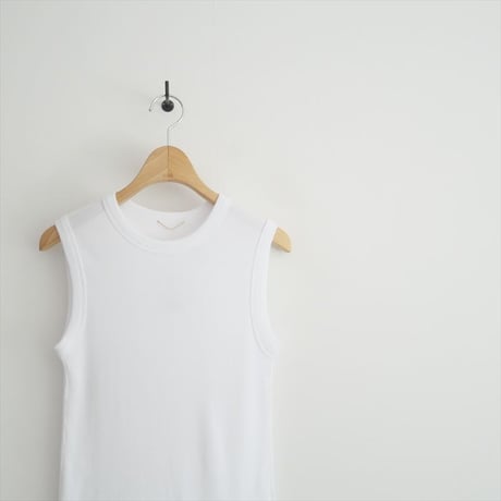 2024SS・人気完売品 / DEUXIEME CLASSE / dignity sleeveless / 24070500714110 / 2504-0198