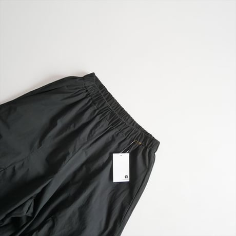 2025SS / ENFOLD / WAVE DRAPE TROUSERS / 300IS231-2231 / 2508-2094