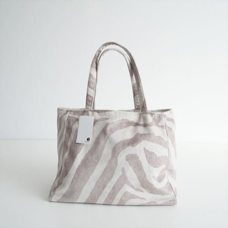 2024・人気完売品 / L'Appartement購入品 / BAZAR ATELIER SABLON / ZEBRA TOTE BAG / 24092570000610 / 2412-0456