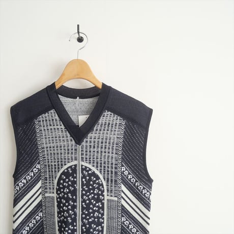 2021AW / Mame Kurogouch / Osmanthus Motif Jacquard Knitted Vest金木犀 / MM21FW-KN045 / 2412-0107