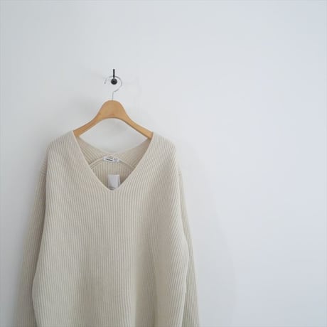 〇2024AW / 未使用 / DEUXIEME CLASSE / Lia Vネック Sweater / 24080500807030 / 2503-0049