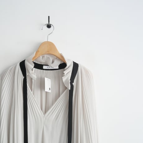 IENA購入品 / L’UNE / プリーツフリルブラウス / 2312-0901