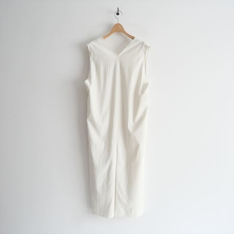 2024SS今季 / 未使用 / HELIOPOLE / DEEP V NECK DRESS / 14003030014HN / 2405-2153