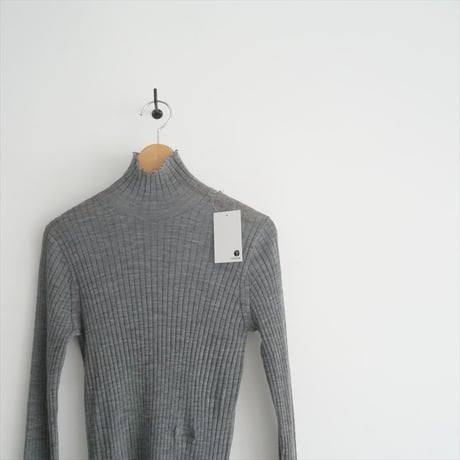 〇2024AW / conte / リブ タートルネックニット / 8513-199-0002 / 2510-0837