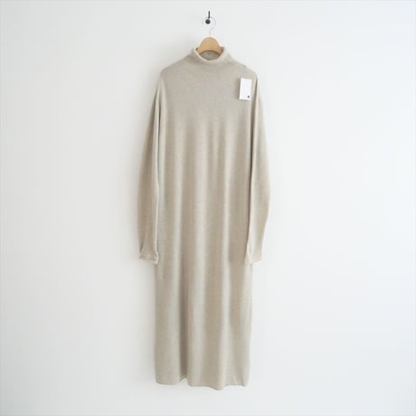 2023AW / Plage / Ariesハイネックロングワンピース / 23040922528040 / 2403-0538