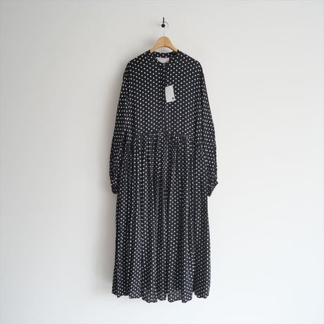 人気完売品 / BEARDSLEY / ドットギャザーワンピース / BEZ10A2209A0003 / 2504-1164