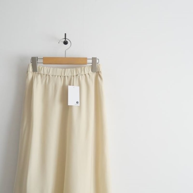 新品未使用　plage Washable Fibril Drapeスカート 2024・人気完売品 / 未使用 / Plage / Washable Fibril Drap
