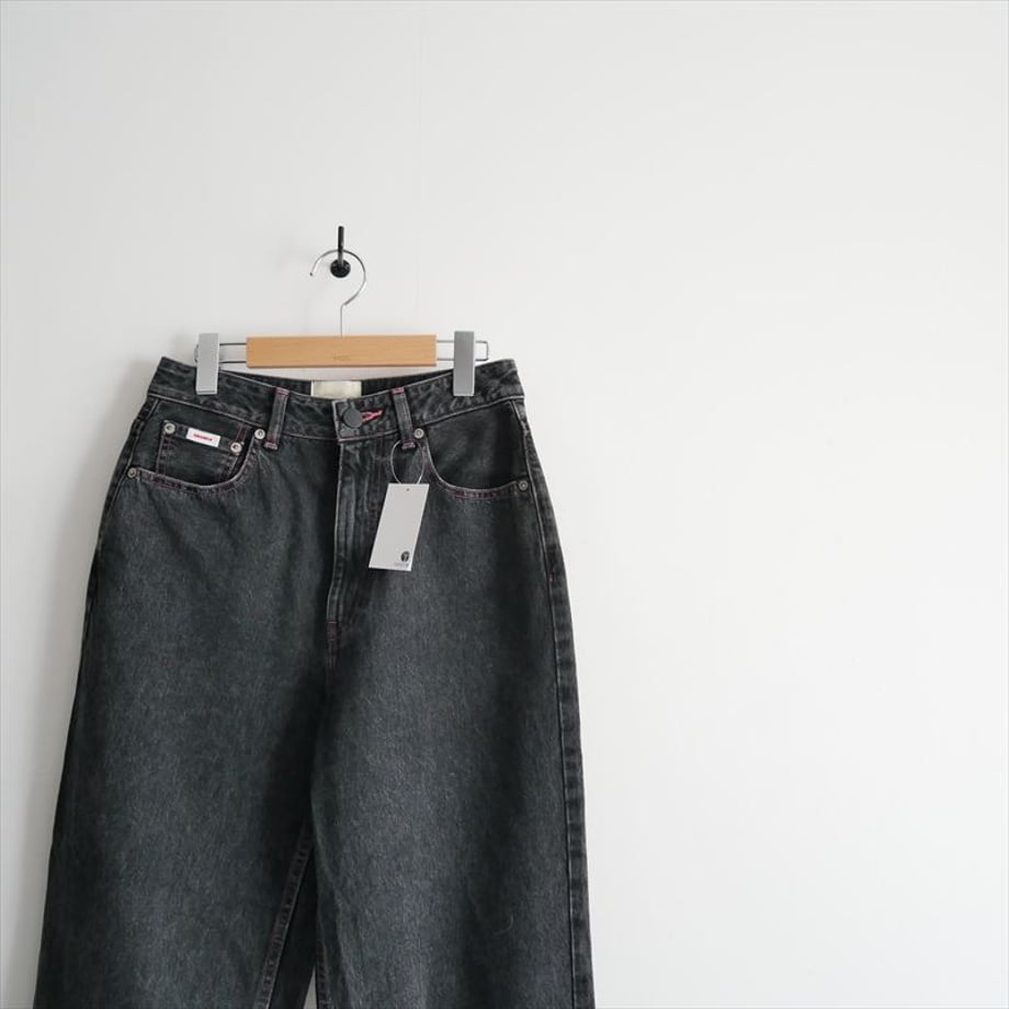 6937a447e14cf8336dfe7571