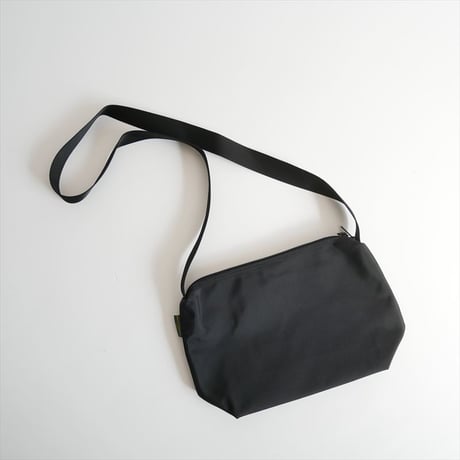 継続販売品・2026年1月購入 / Herve Chapelier / 1752N (ナイロンスクエアショルダーバッグM) ノワール / 1752N / 2602-0887