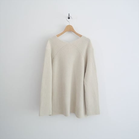 〇2024AW / 未使用 / DEUXIEME CLASSE / Lia Vネック Sweater / 24080500807030 / 2503-0049