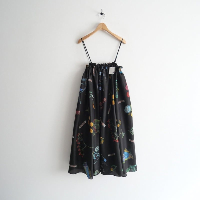 CABan キャバン ボタニカルスカート シルク100 ブラック 黒 2022