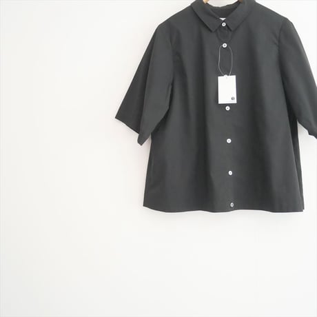 人気完売品 / lelill /  【バックオープン】フレアーシャツ / 52430921 / 2508-0437