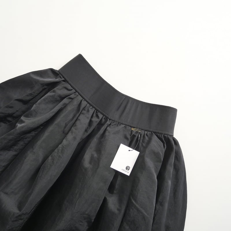 野沢和香さんWE'RTHY 撥水 BALLOON SKIRT