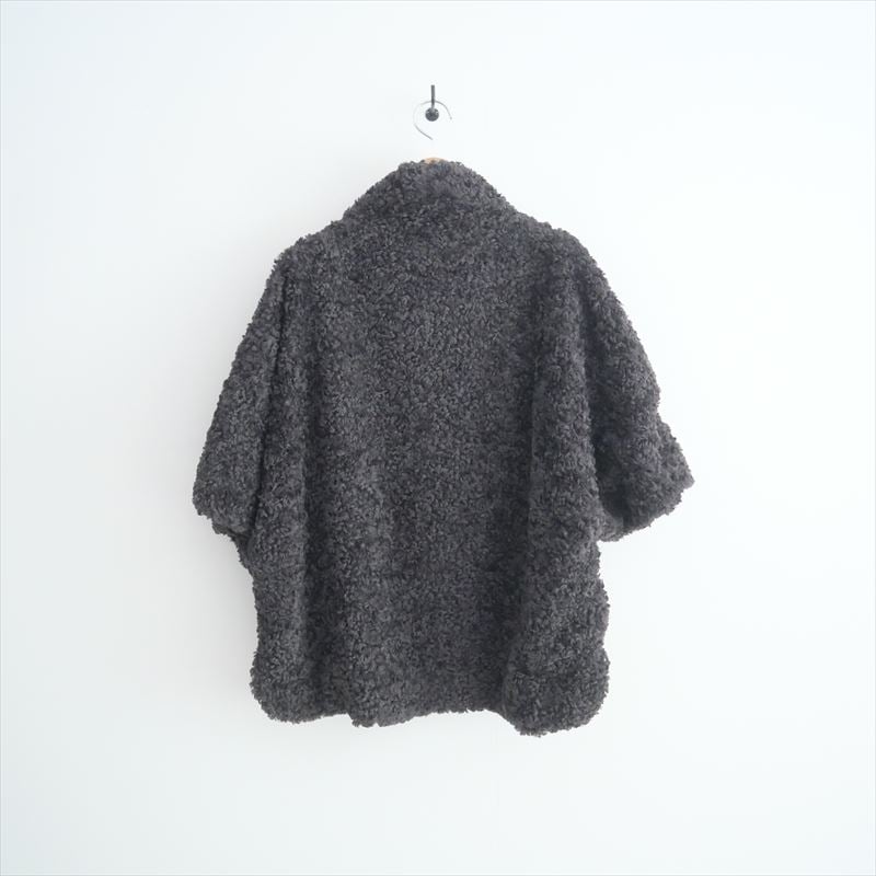 〇2024AW・人気完売品 / three dots / プードルボア ポンチョベスト / P