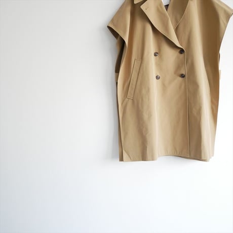 人気完売品 / 未使用 / HAILEE / trench poncho / 2511-1091