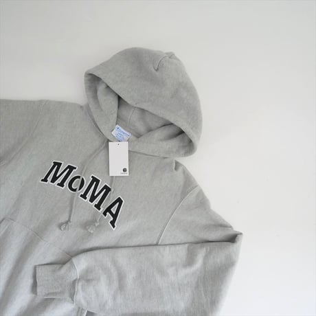 継続販売品 / Champion / フーディー MoMA Edition / CS3051 / 2509-1086
