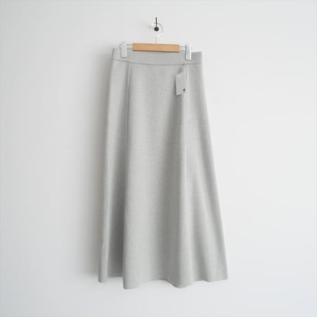 2024SS・人気完売品 / 未使用 / DEUXIEME CLASSE / smooth TOP ロングスカート / 24060500407010 / 2412-0474