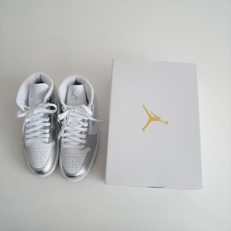2024SS / 未使用 / NIKE / JORDAN BRAND W AIR JORDAN 1 MID SE / FN5031 / 2505-0354
