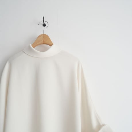 2023AW / L'Appartement同型お取扱い / MARK KENLY DOMINO TAN / BAILEE 2WAY BLOUSE / 2410-1185