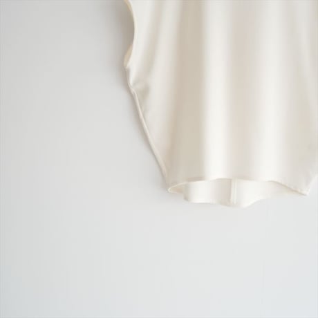 継続販売品 / SOEJU / スタンドカラーコクーンブラウス / S-01-SB-063 / 2602-0355