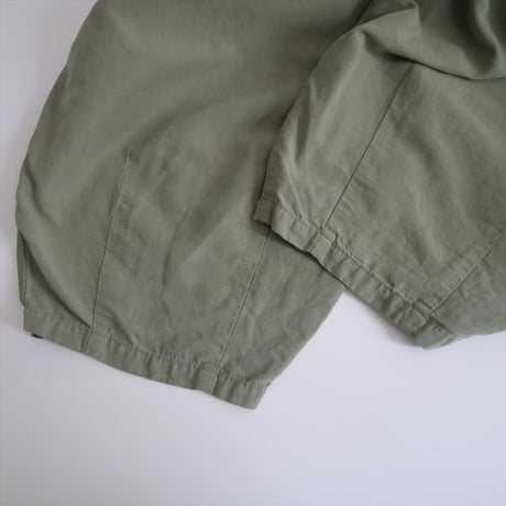 2023SS / nest Robe / コットンリネン石目 コクーンカーゴパンツ / 01231-1341 / 2508-2064