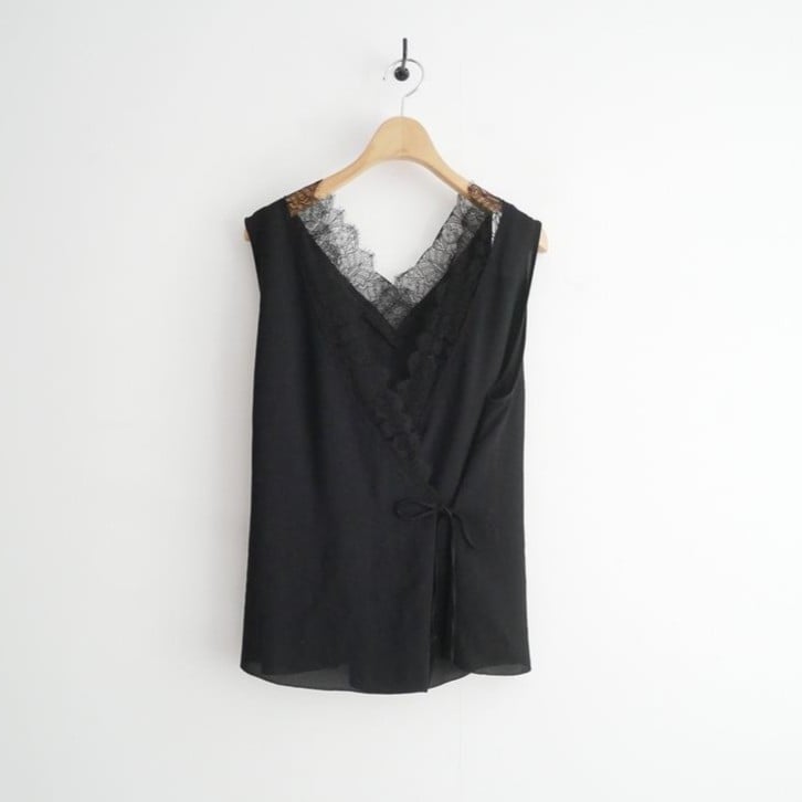 継続販売・人気完売品 Plage solstiss frenchlace ジレ 2505192
