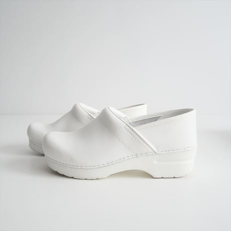 継続販売品 / dansko / PROFESSIONAL White Box / 2405-1489