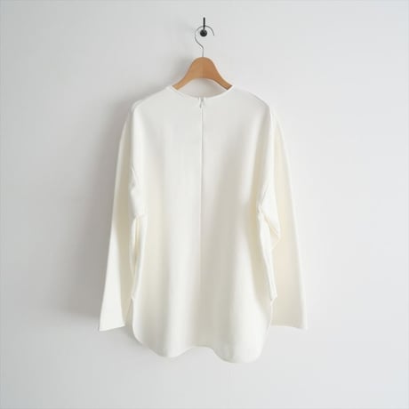 2022AW / yori / ぬくぬくTeeブラウス / YR2211-139AW / 2403-2017