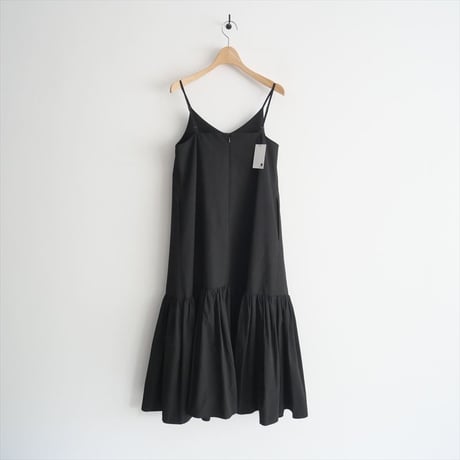 2022SS / 未使用 / CLANE / VOLUME GATHER CAMISOLE DRESS / 12112-5412 / 2405-2097