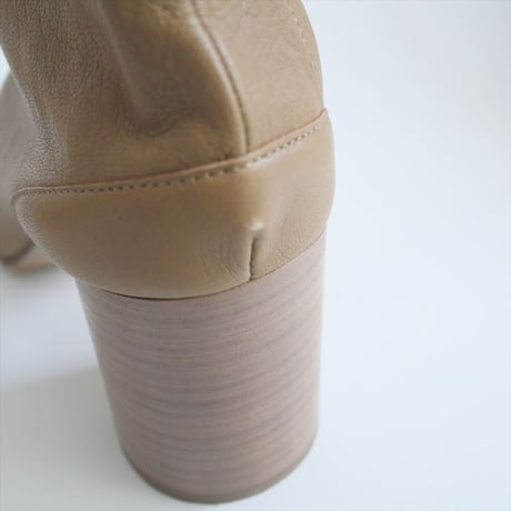 継続販売品 / 未使用 / Maison Margiela / 「タビ」ブーツ 8cm / S58WU0260P3753 / 2405-1186