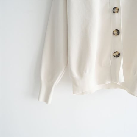 2023 / L'Appartement / Knit Vneck Cardigan / 23080560214110 / 2405-0082