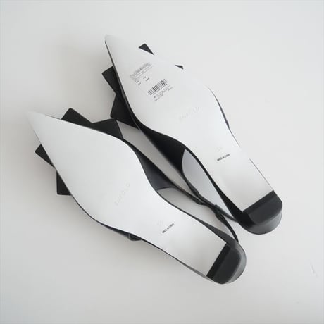 2025SS今季 / 未使用 / ENFOLD / ポインテッドサンダル / 300IS155-1001 / 2505-0614