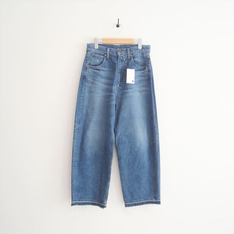 2023 / Cloth＆Cross / 裾フリンジカーブデニムパンツ / 2508-0555