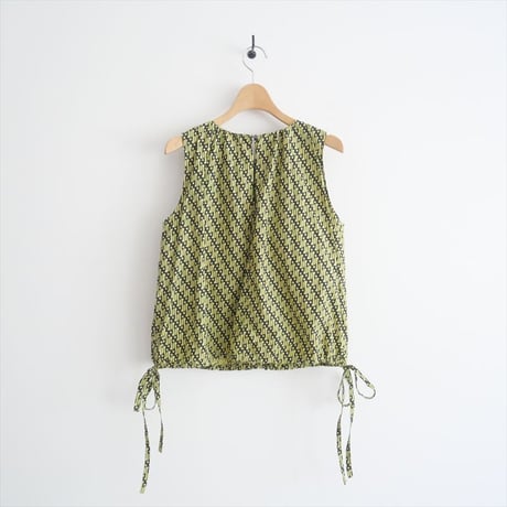 2024SS / JOURNAL STANDARD同型お取扱い / SARA MALLIKA / GEOMETRIC PATTERN GATHER TOP / 2409-0329