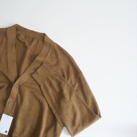 2025・人気完売品 / DEUXIEME CLASSE / BRONZER RICH CACHE カーディガン / 25080500422010 / 2509-0341