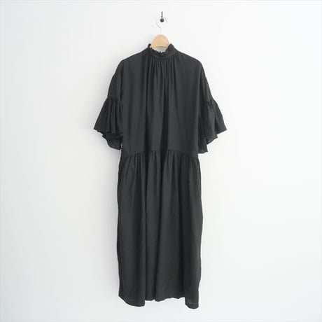 2023 / 未使用 / nest Robe / UpcycleLino 天然染め フレアギャザースリーブワンピース / 01232-1040 / 2409-0481