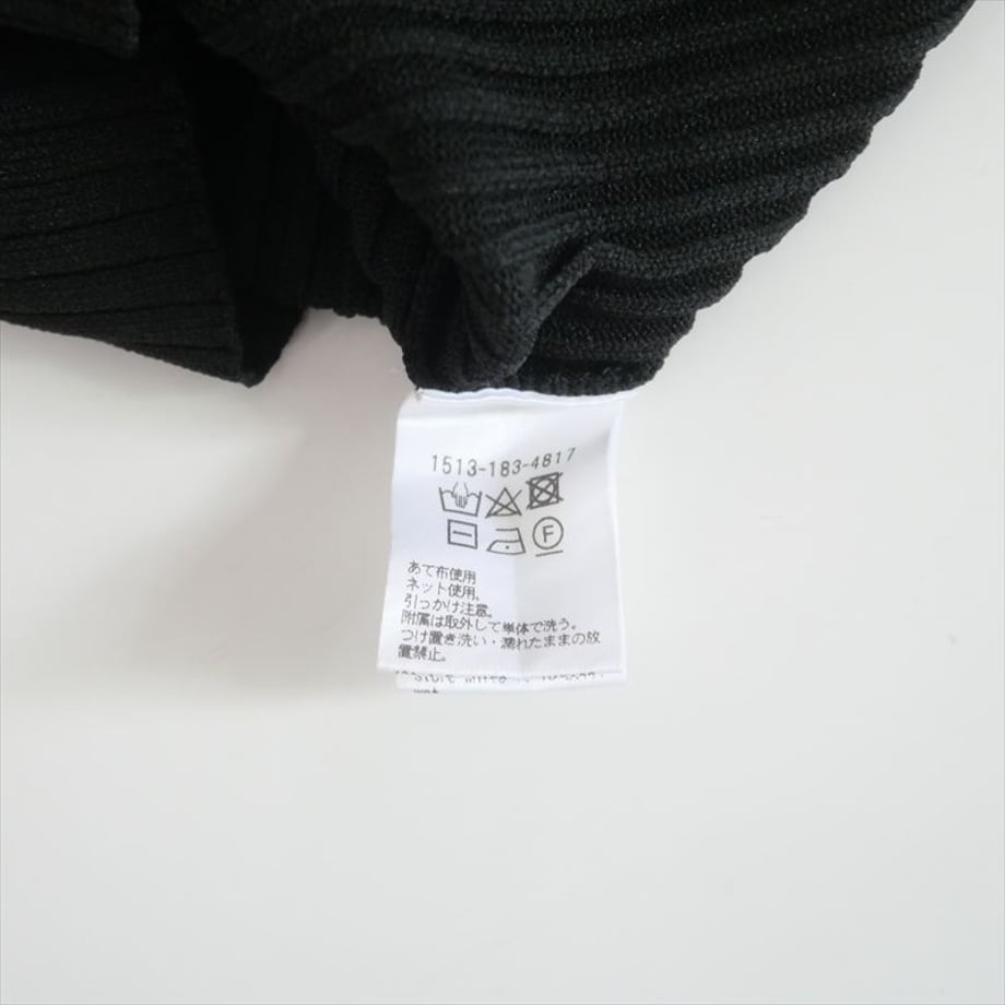 68db4286e2dc7a36ac7bb365