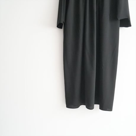 2023 / ENFOLD / PIN-TACK DRESS / 300GS233-1390 / 2406-0292