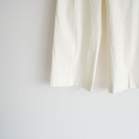 未使用 / DEUXIEME CLASSE / Stretch twill タックパンツ / 23030500412110 / 2509-0404