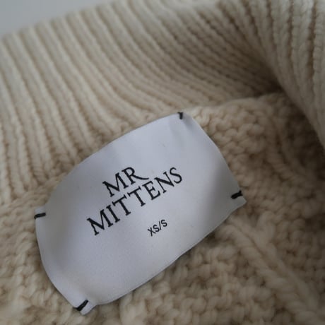 MR MITTENS / ハーフZIPケーブルニット / 2310-0761