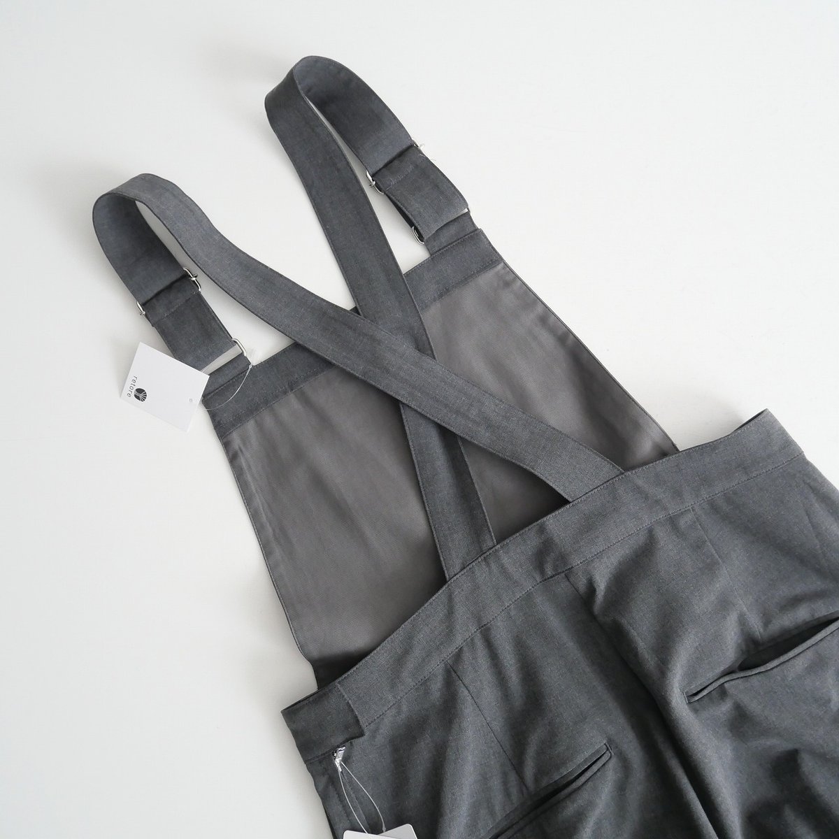 SLOBE IENA T/R トロバッククロスサロペ SLOBE IENA（スローブイエナ）の「ツイルトロバッククロスサロペ